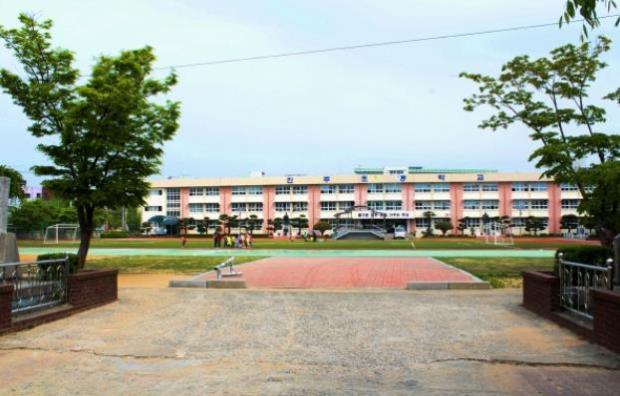 진주초등학교